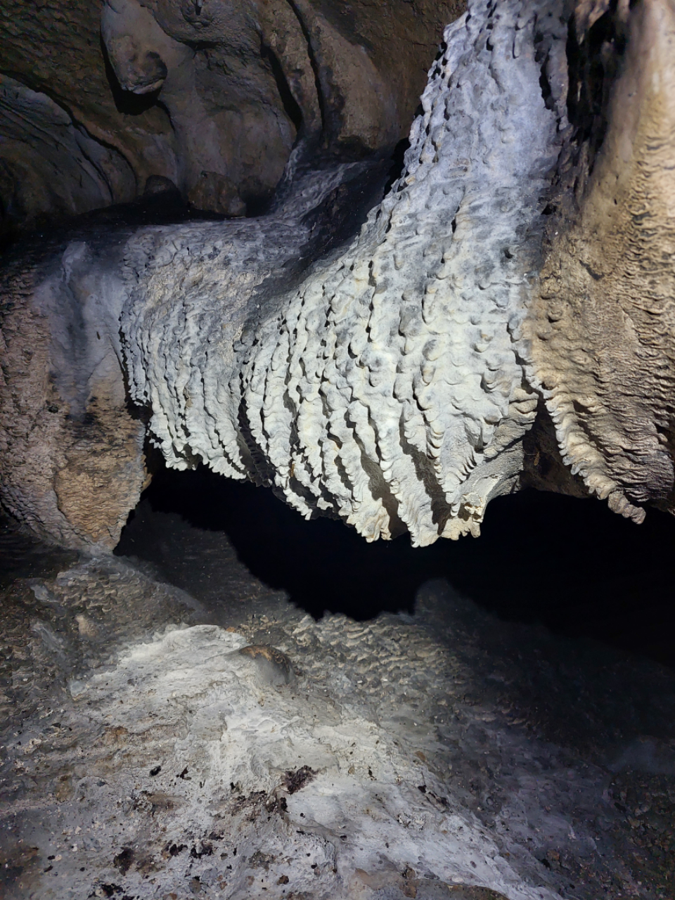 Peștera de la Vălee - Foto: Ghita Iancu